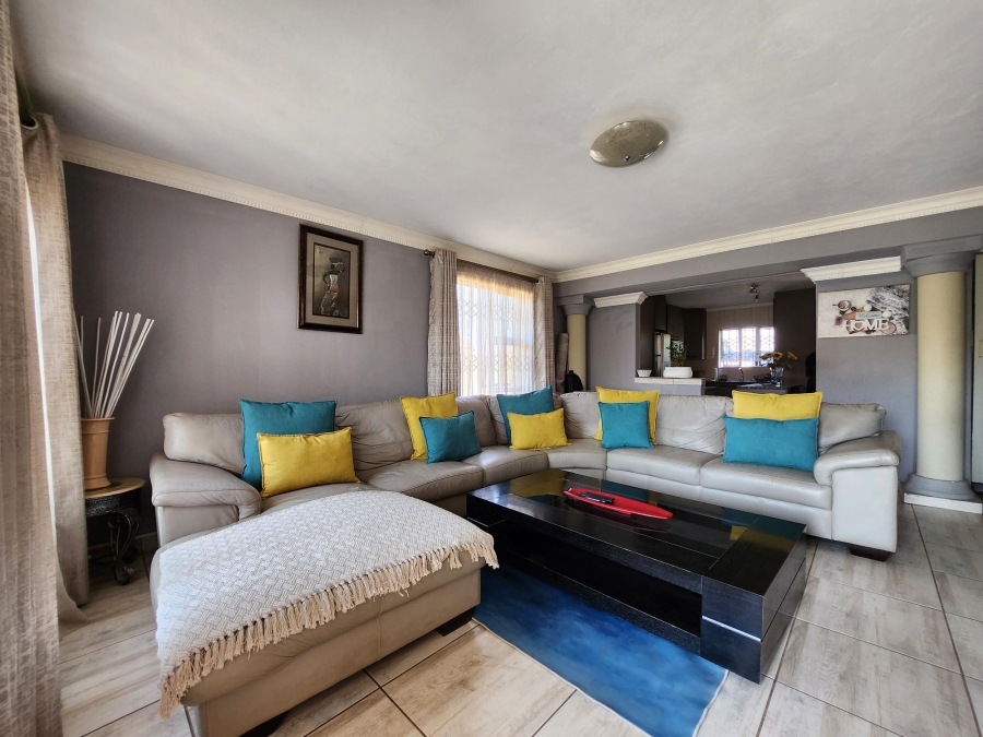 4 Bedroom Property for Sale in Tlhabane West North West